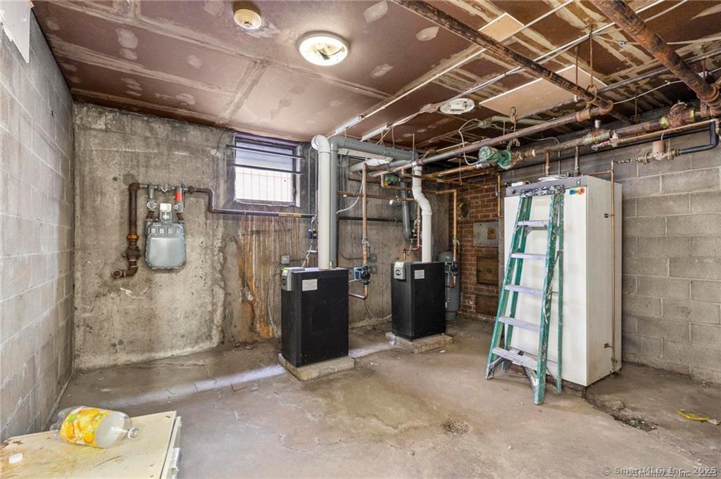 32-48 Huntington Street Hartford CT 06105