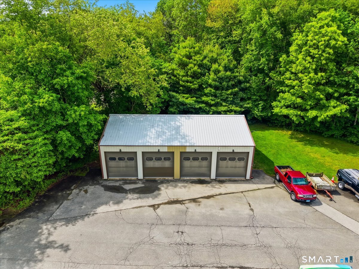 17 Industrial Park Road Essex CT 06409