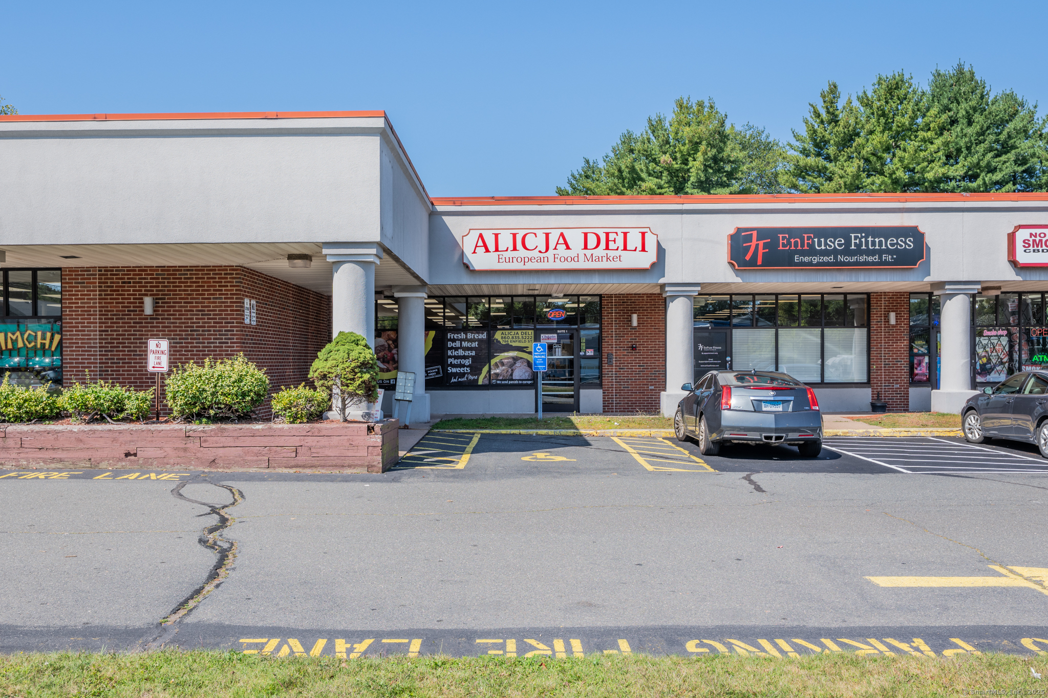 786 Enfield Street Enfield CT 06082