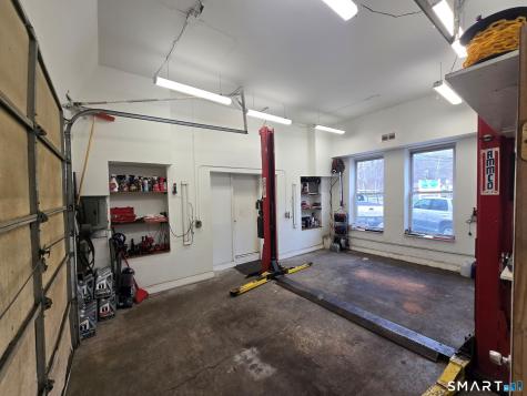 40 Main Street Meriden CT 06451