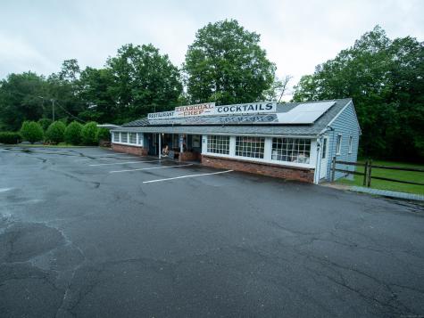 670 Main North Street Woodbury CT 06798