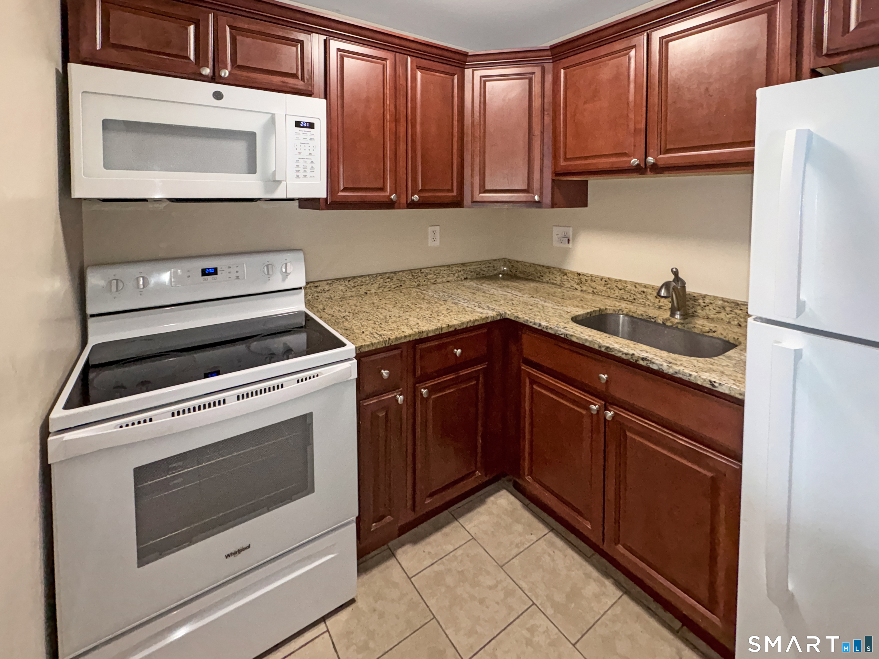 83 East Grand Avenue New Haven CT 06513