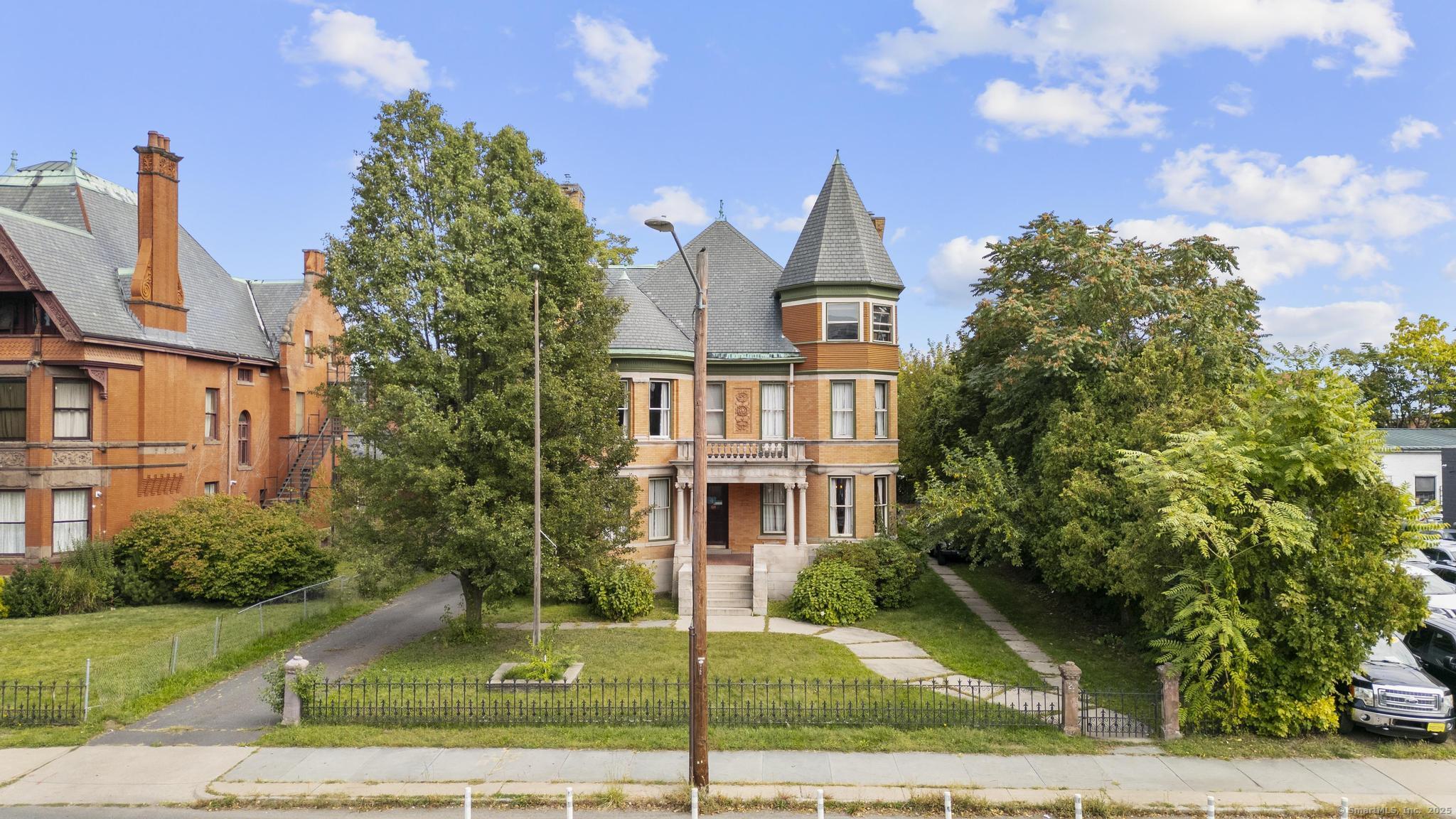 14 Wethersfield Avenue Hartford CT 06114