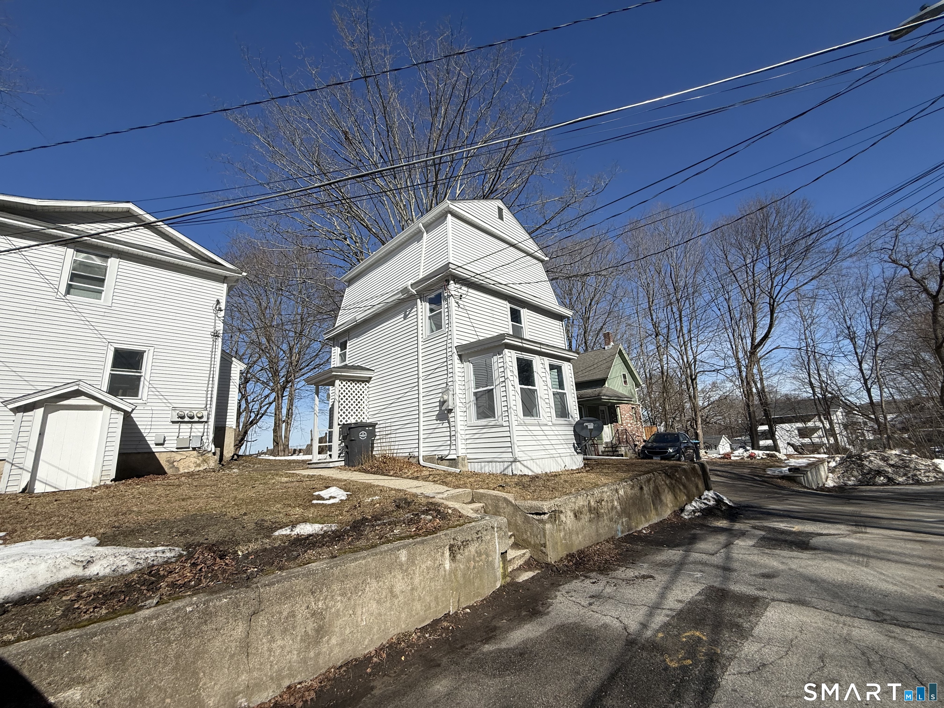 2-12 Lyon Street Putnam CT 06260