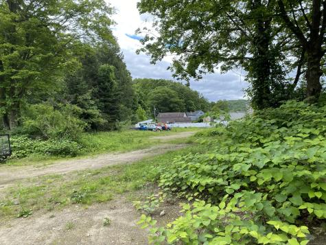 848 New Haven Road Naugatuck CT 06770