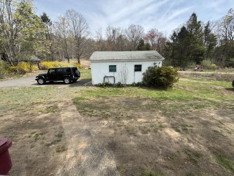 848 New Haven Road Naugatuck CT 06770