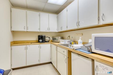 186 East Center Street Manchester CT 06040