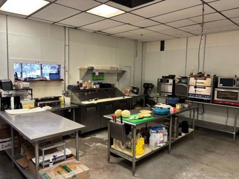 28 Pennsylvania Avenue East Lyme CT 06357