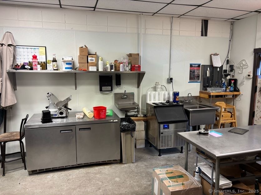 28 Pennsylvania Avenue East Lyme CT 06357