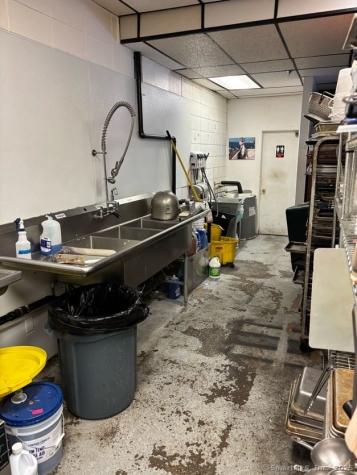 28 Pennsylvania Avenue East Lyme CT 06357