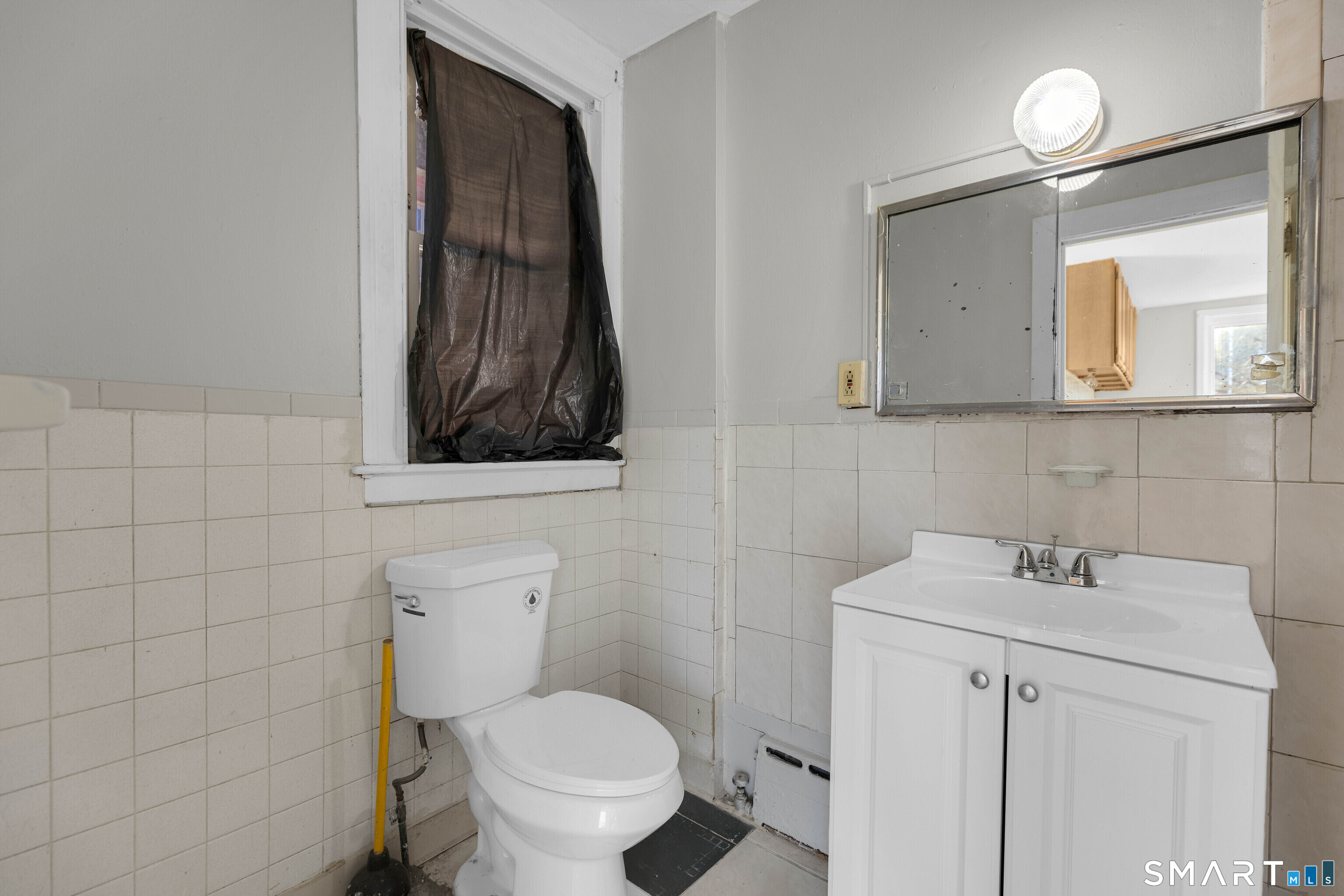 143 Putnam Street Hartford CT 06106