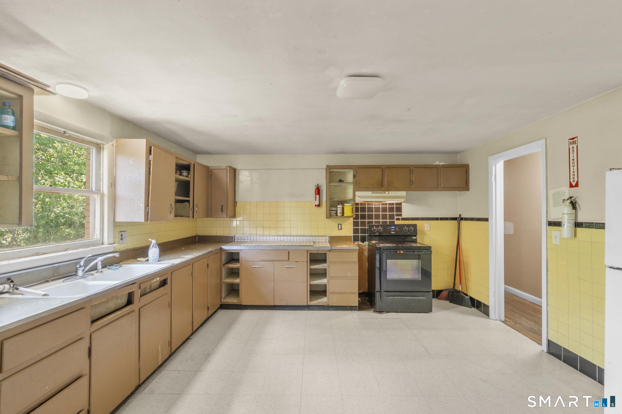 193 Hampton Street Hartford CT 06120