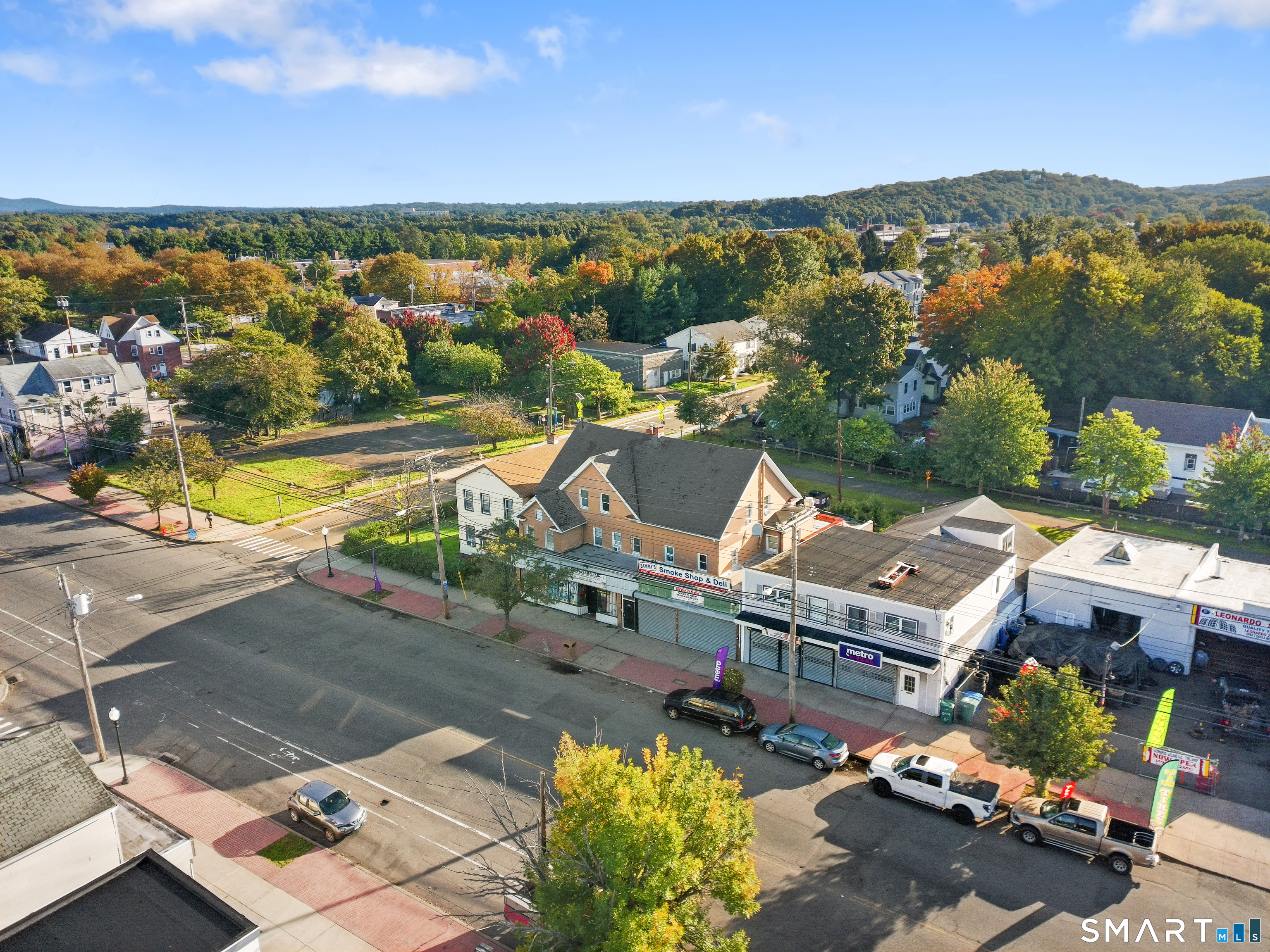 863 Dixwell Avenue Hamden CT 06514