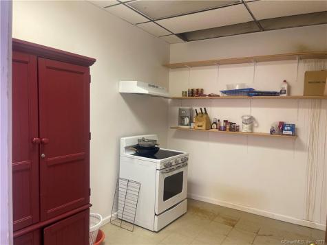 9 Maplewood Avenue Bloomfield CT 06002