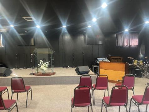 9 Maplewood Avenue Bloomfield CT 06002