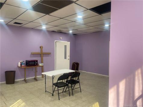 9 Maplewood Avenue Bloomfield CT 06002