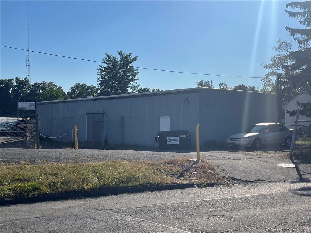 9 Maplewood Avenue Bloomfield CT 06002