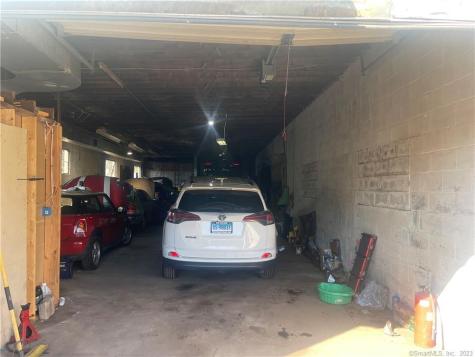 9 Maplewood Avenue Bloomfield CT 06002