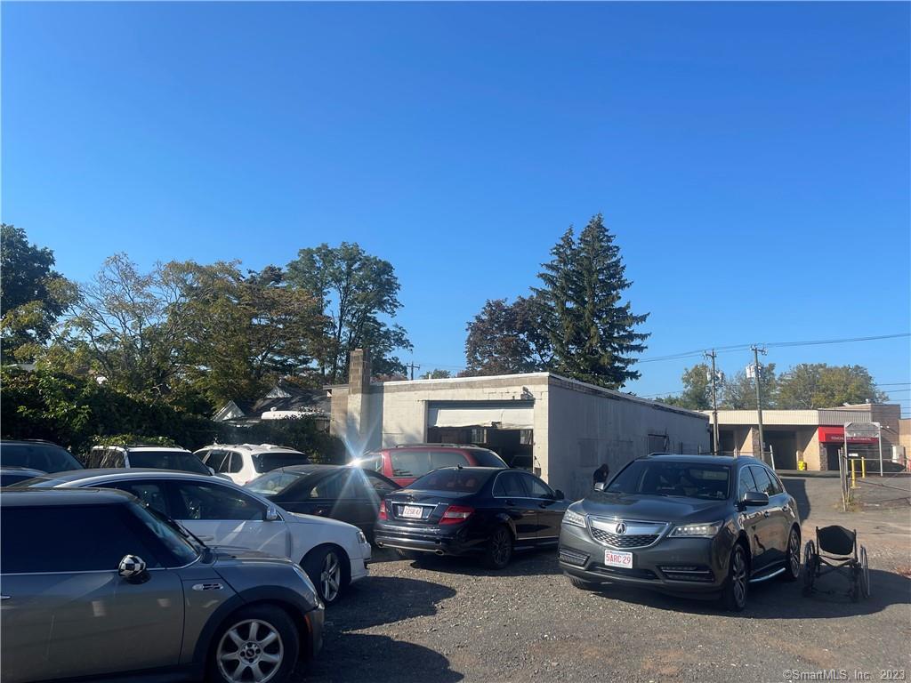9 Maplewood Avenue Bloomfield CT 06002