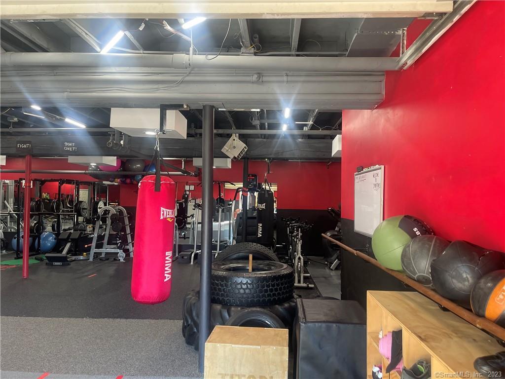9 Maplewood Avenue Bloomfield CT 06002