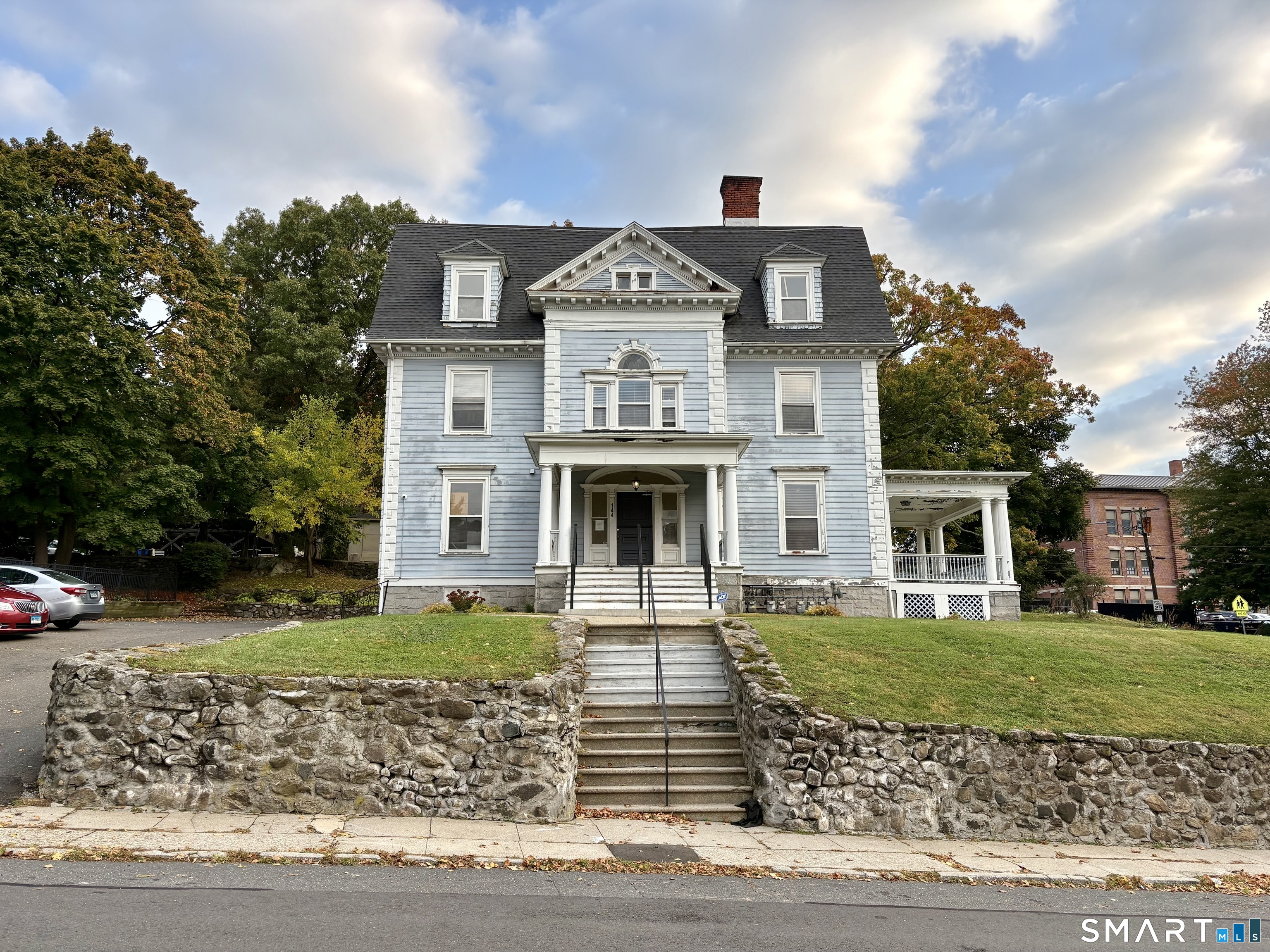 144 Buckingham Street Waterbury CT 06710