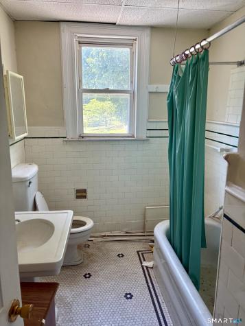144 Buckingham Street Waterbury CT 06710