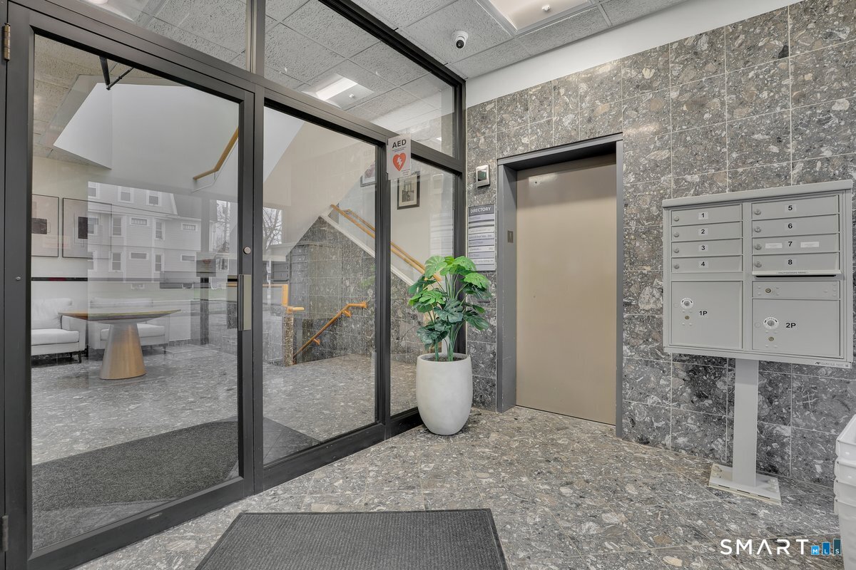 67 Prospect Avenue West Hartford CT 06106