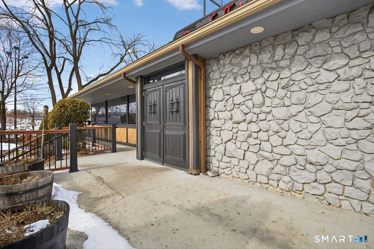 5 Main Street Derby CT 06418