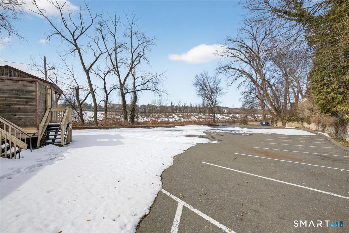 5 Main Street Derby CT 06418