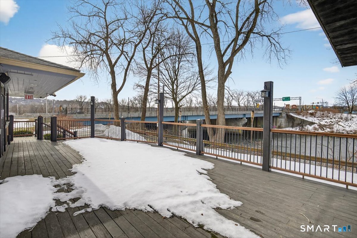 5 Main Street Derby CT 06418