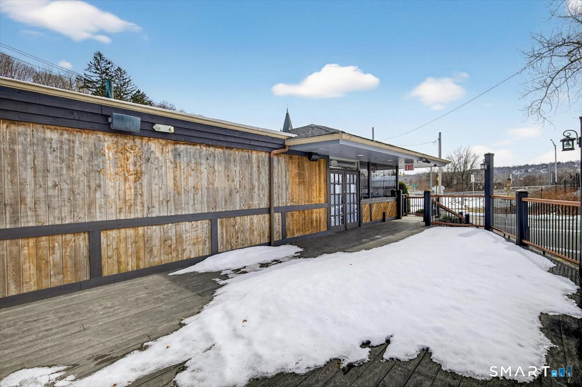 5 Main Street Derby CT 06418