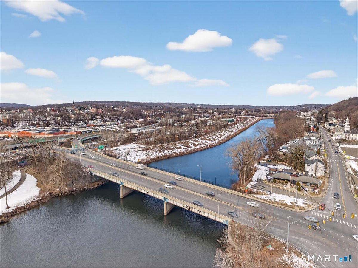 5 Main Street Derby CT 06418