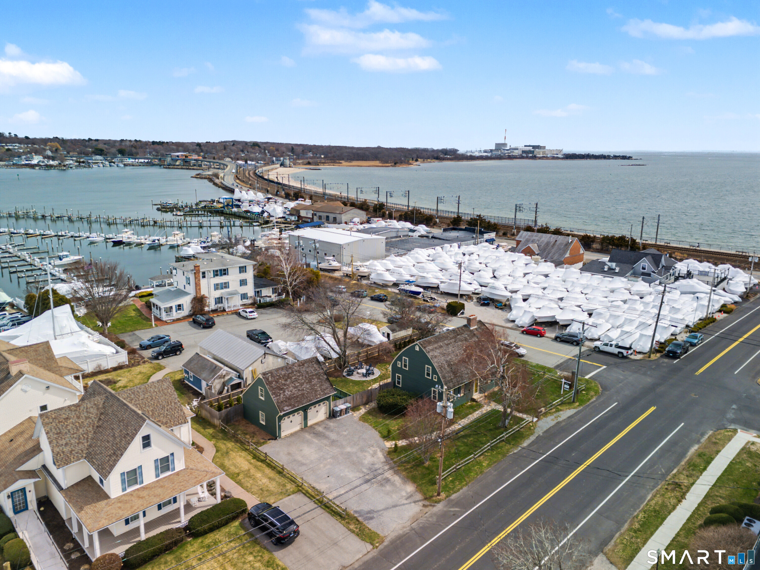 11 Smith Avenue East Lyme CT 06357