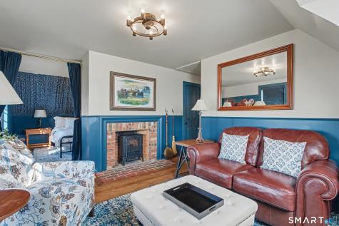 11 Smith Avenue East Lyme CT 06357