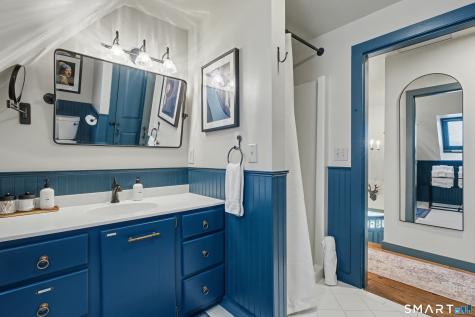 11 Smith Avenue East Lyme CT 06357