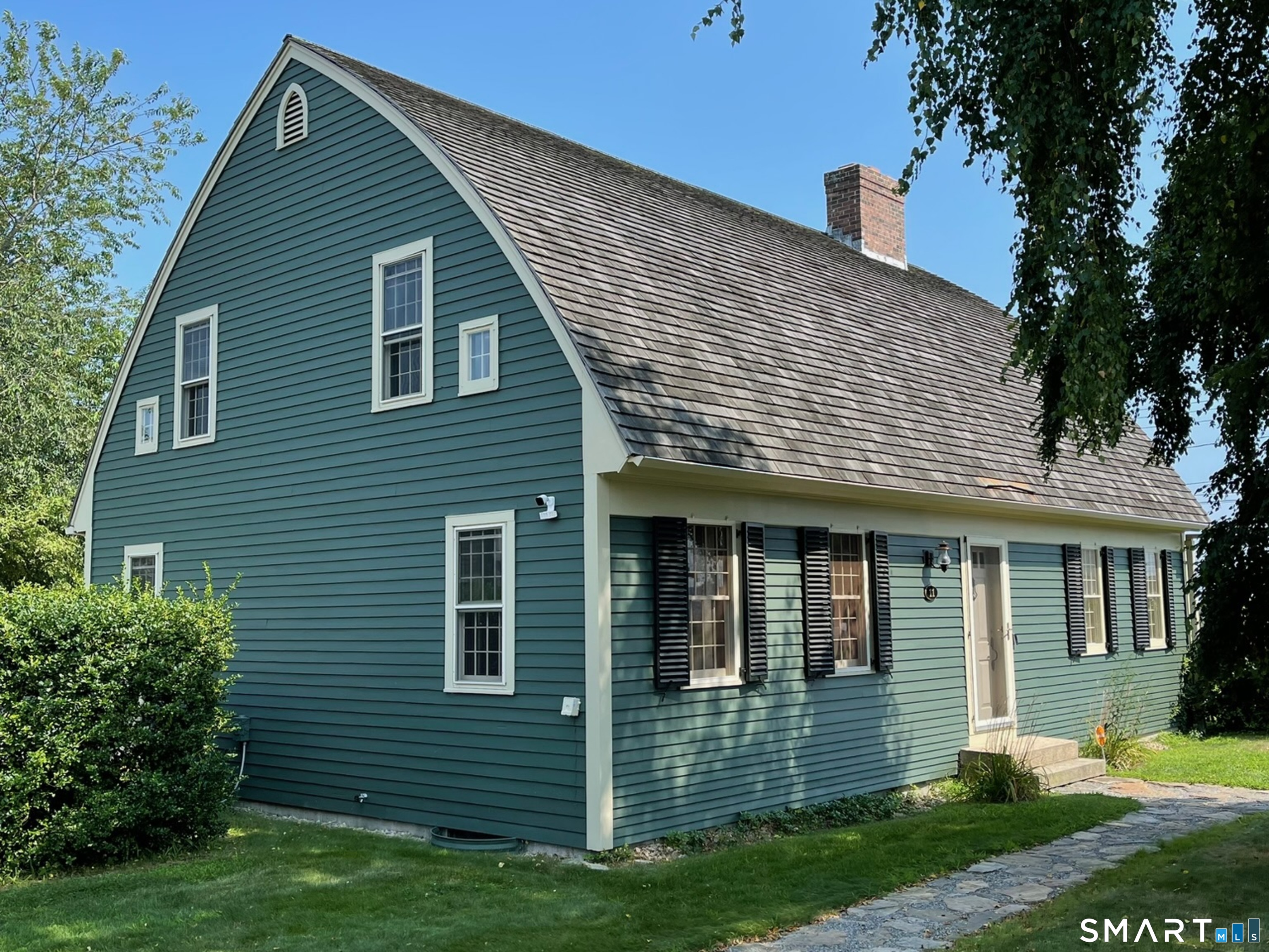11 Smith Avenue East Lyme CT 06357