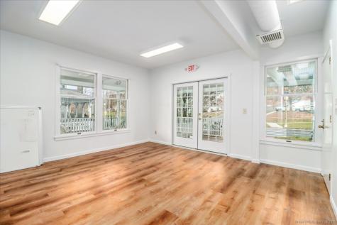 14 Elm Street New Milford CT 06776