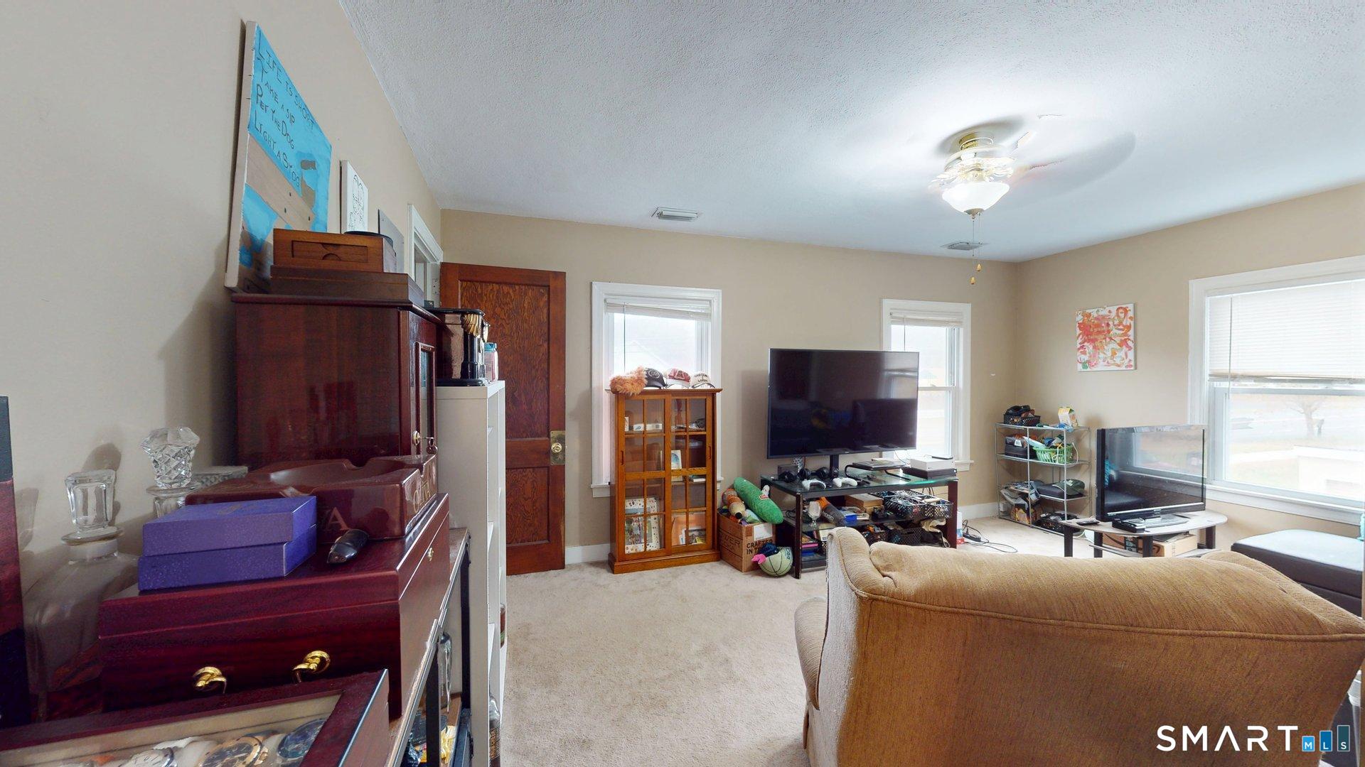 138 Main Street Somers CT 06071