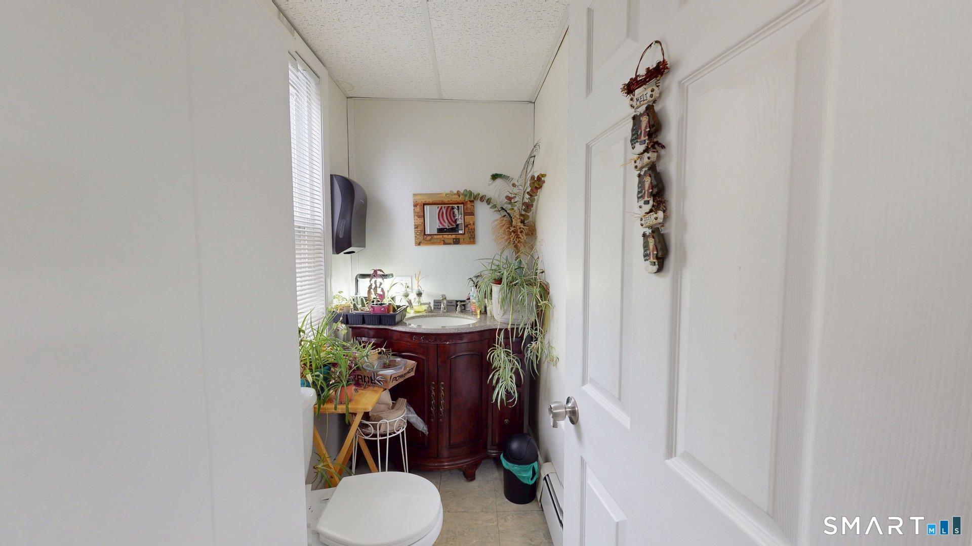 138 Main Street Somers CT 06071