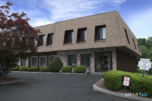 304 Federal Road Brookfield CT 06804