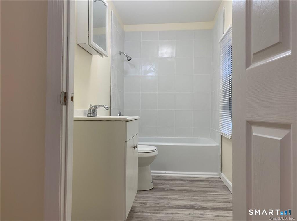 96 Hill Street Waterbury CT 06704