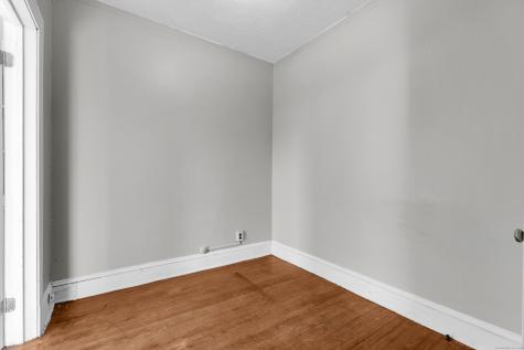 143 Putnam Street Hartford CT 06106