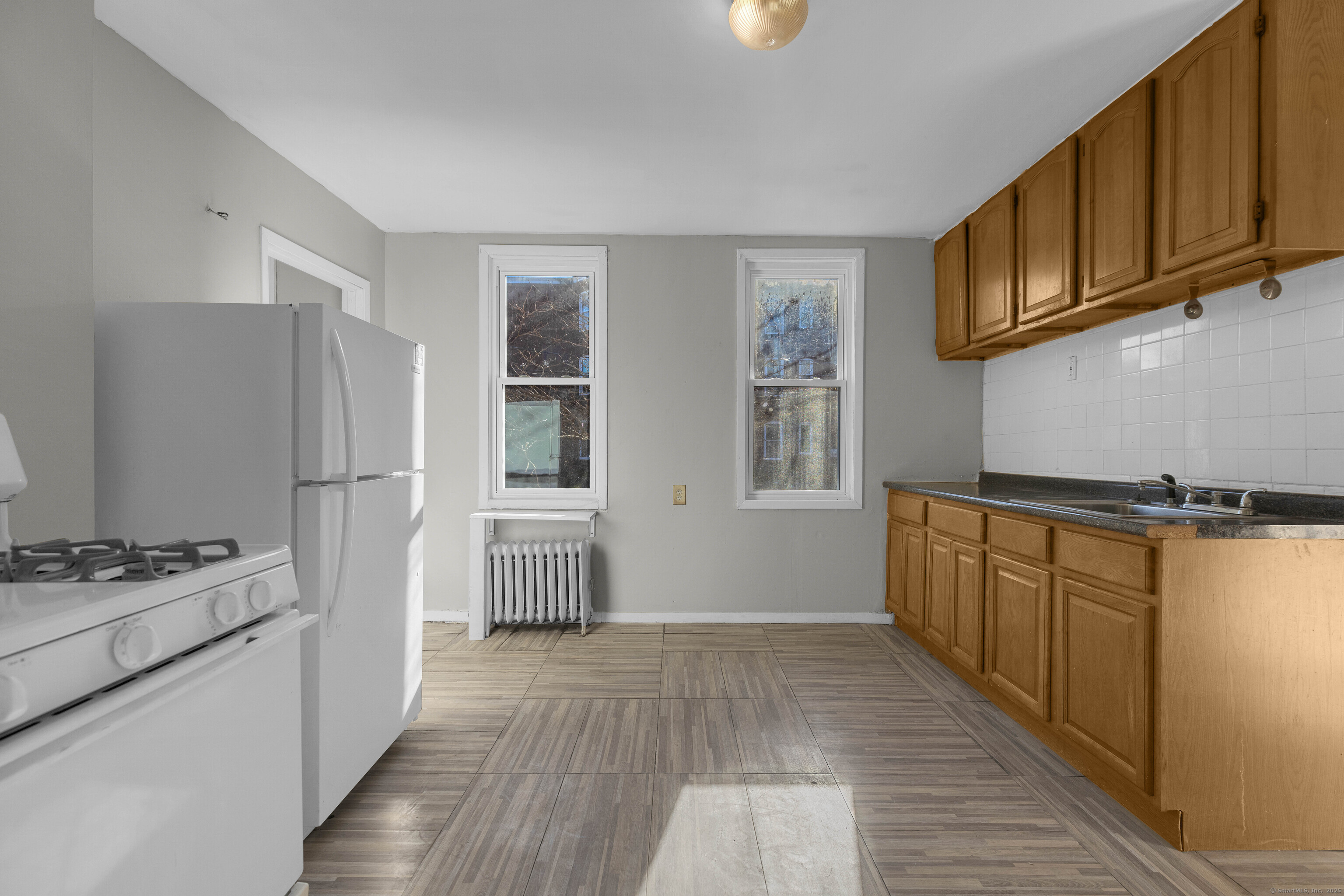 143 Putnam Street Hartford CT 06106