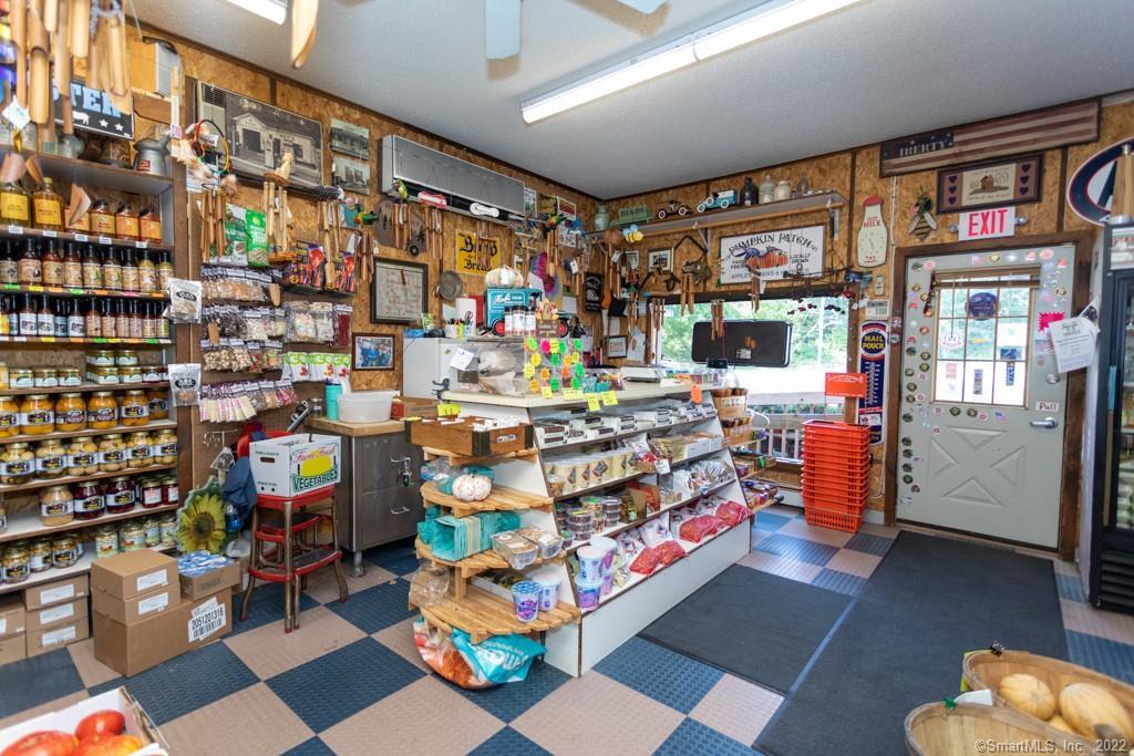 1105 Norwich New London Turnpike Montville CT 06382