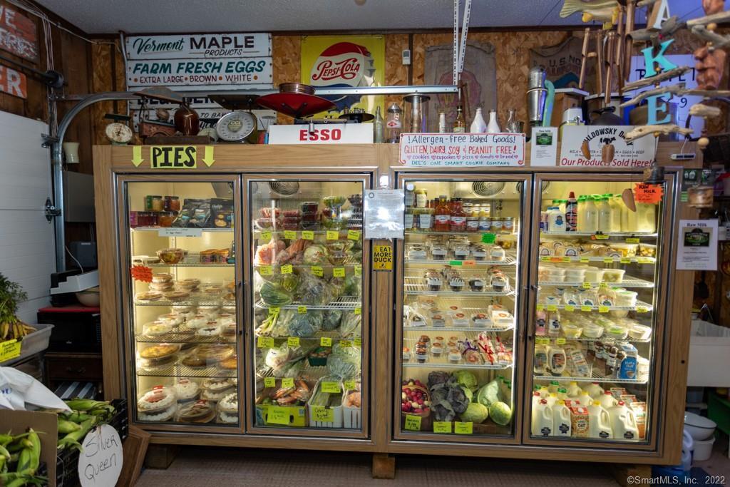 1105 Norwich New London Turnpike Montville CT 06382