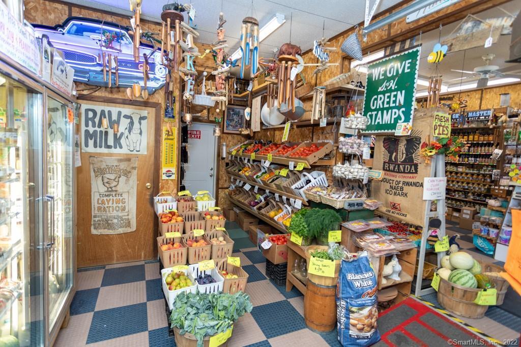 1105 Norwich New London Turnpike Montville CT 06382