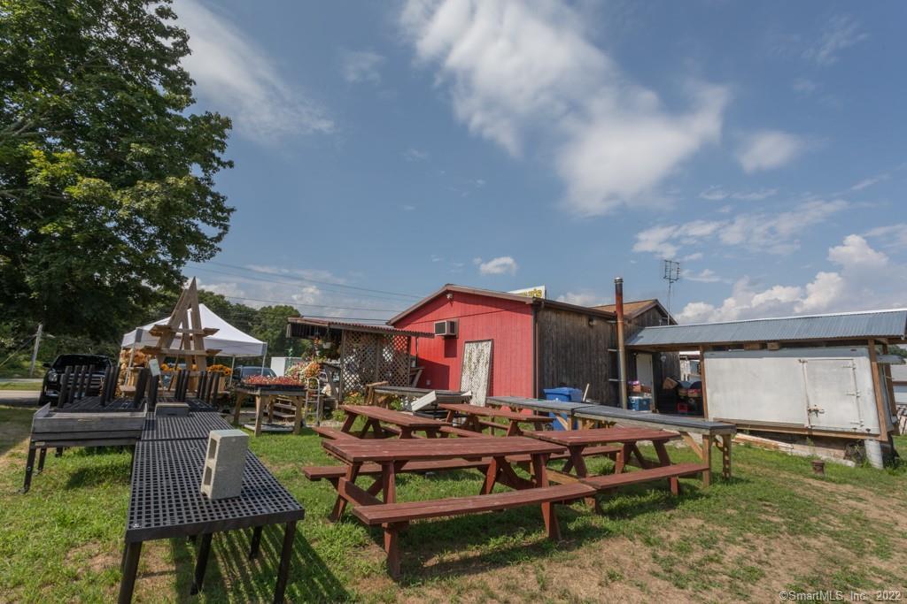 1105 Norwich New London Turnpike Montville CT 06382