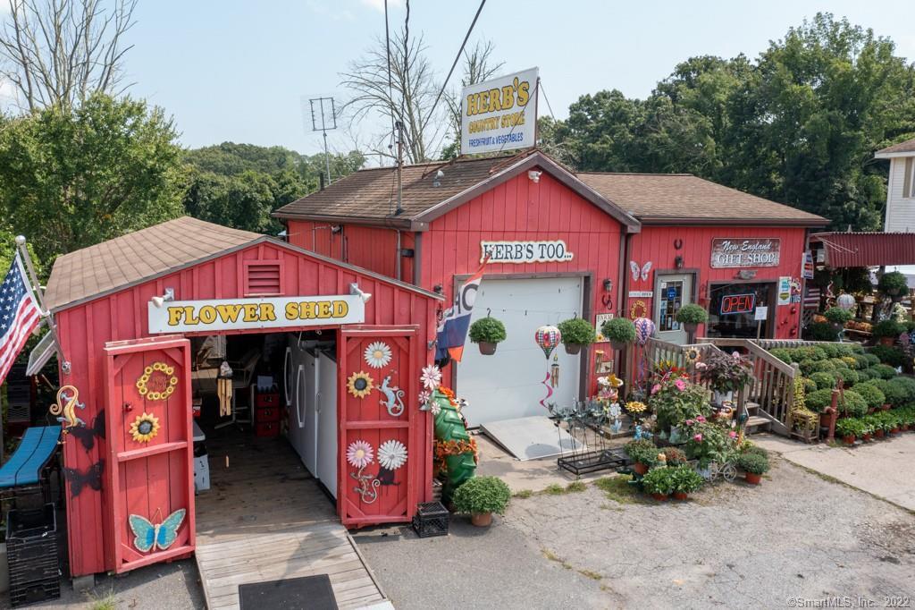 1105 Norwich New London Turnpike Montville CT 06382