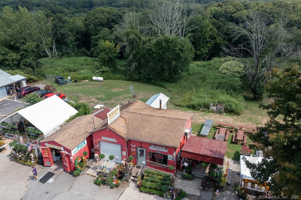 1105 Norwich New London Turnpike Montville CT 06382