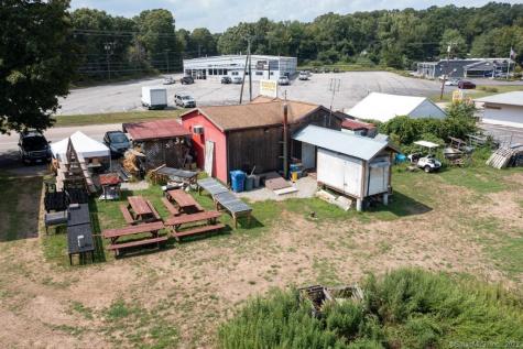1105 Norwich New London Turnpike Montville CT 06382